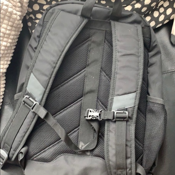 New backpack - Picture 2 of 2